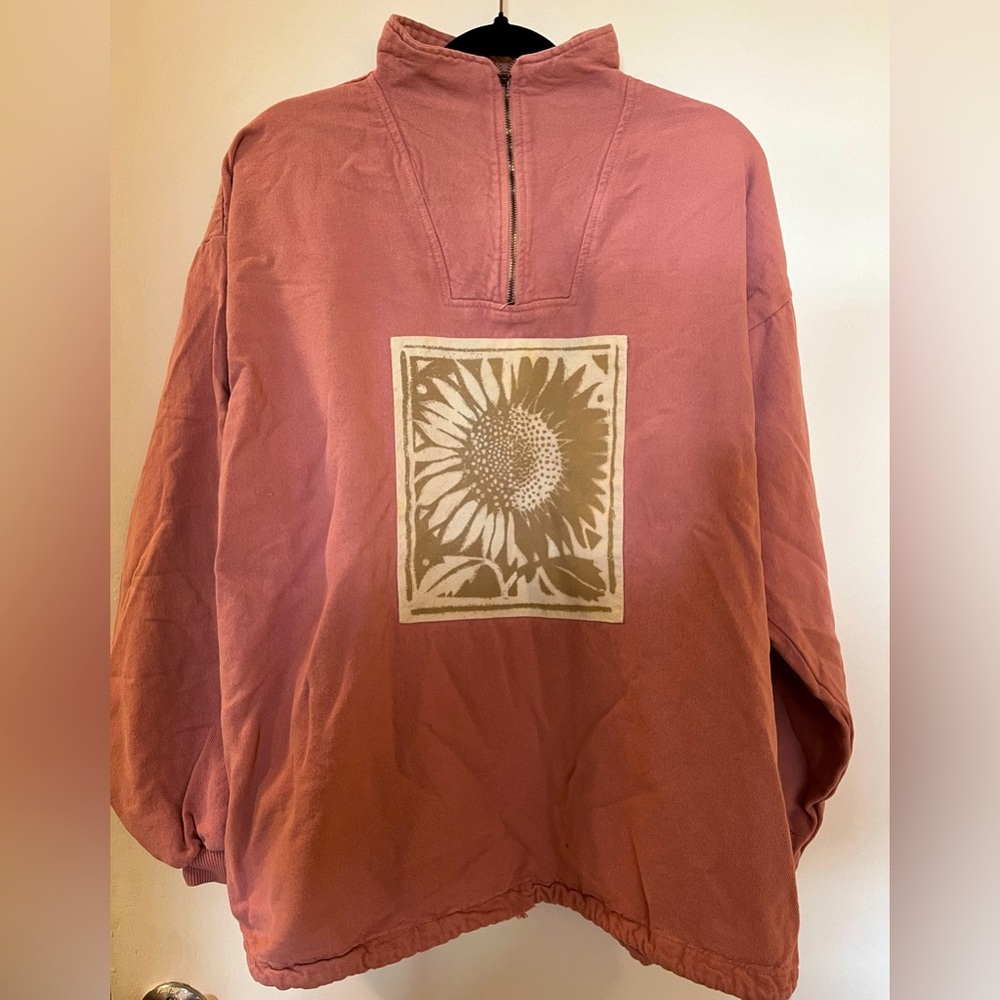 By Taylor•100% cotton drawstring sweatshirt•Vintage